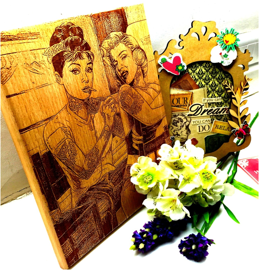 Photo Engraving on Wood Canvaschamp