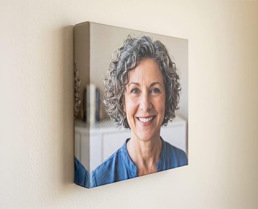 Use Mirror Wrap for Close-Up Photos